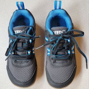 Xero Prio Big Kids Sneakers - Black and Blue